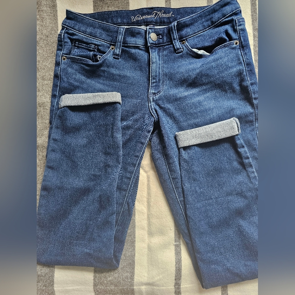 🎀Universal Thread Skinny Jeans